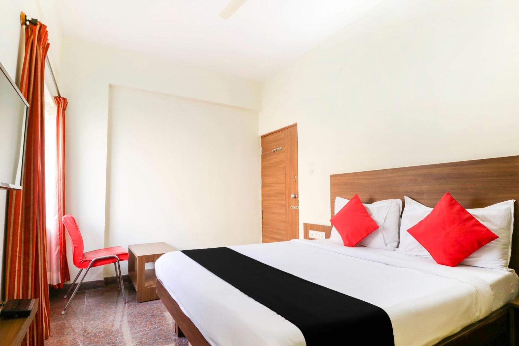 Hotel O Champion Comfort Near Hosahalli Metro Station Bangalore Buitenkant foto